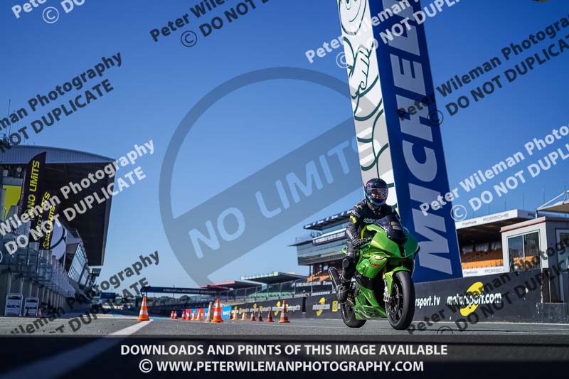France;Le Mans;event digital images;motorbikes;no limits;peter wileman photography;trackday;trackday digital images